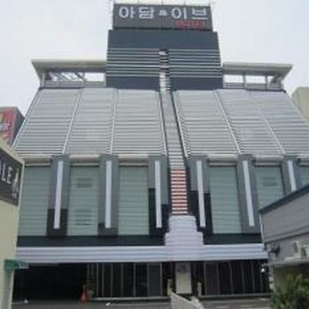 Adam & Eve Hotel Mokpo Exterior foto